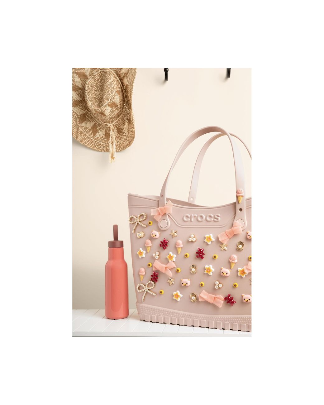 【CROCS】 CLASSIC TOTE BAG ★6COLOR★追跡可 CROCS】 CLASSIC TOTE BAG ☆6COLOR☆追跡可 (CROCS/トート