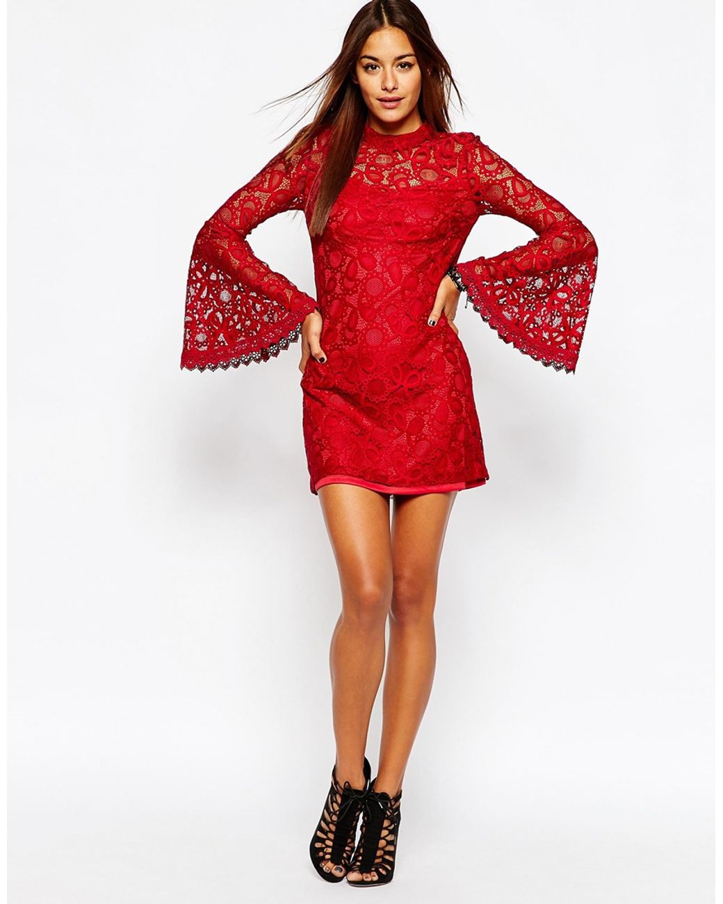 Missguided Bell Sleeve Lace Dress in 
