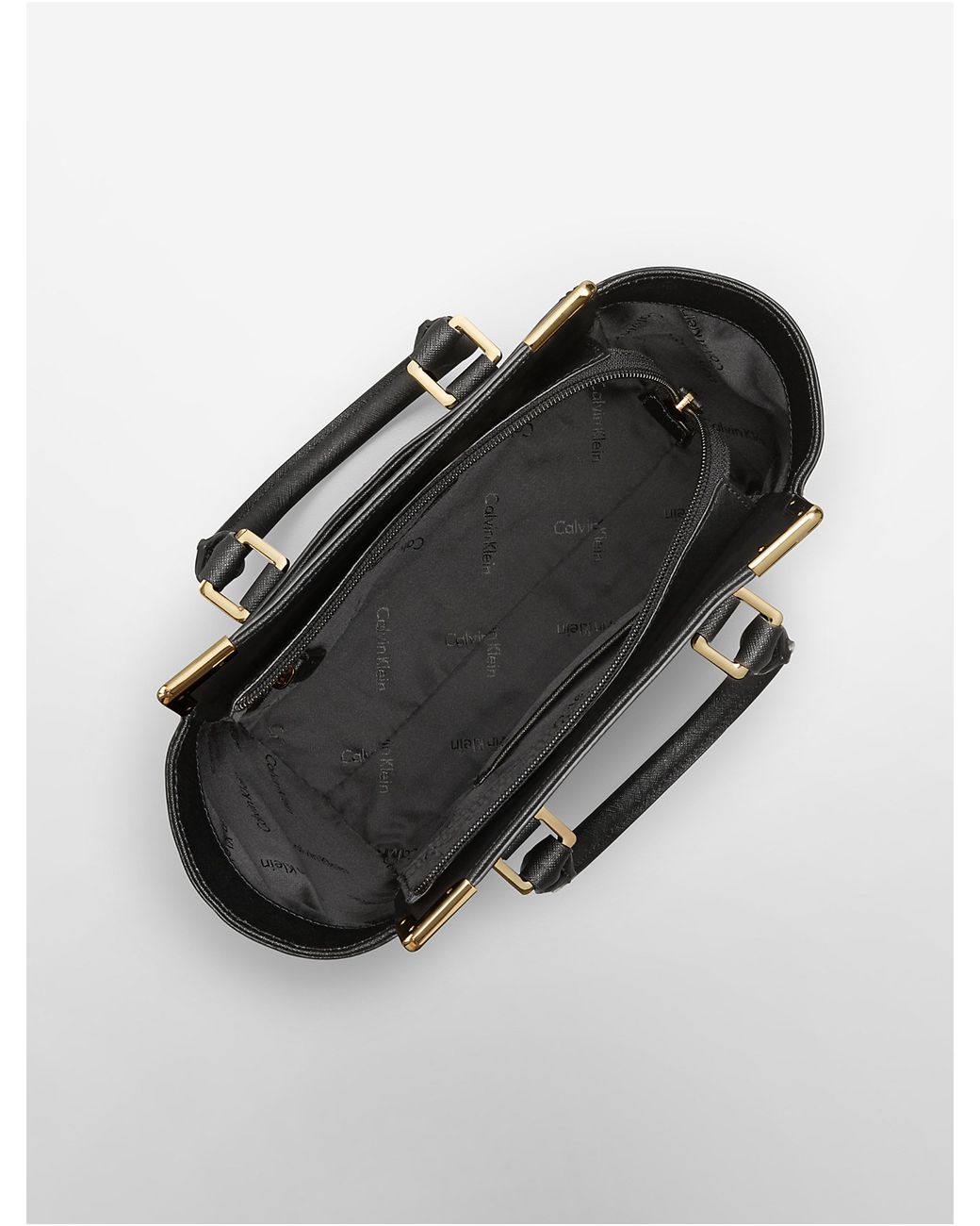Ampère vacature Arabische Sarabo Calvin Klein Saffiano Leather Small Winged Tote Bag in Black | Lyst
