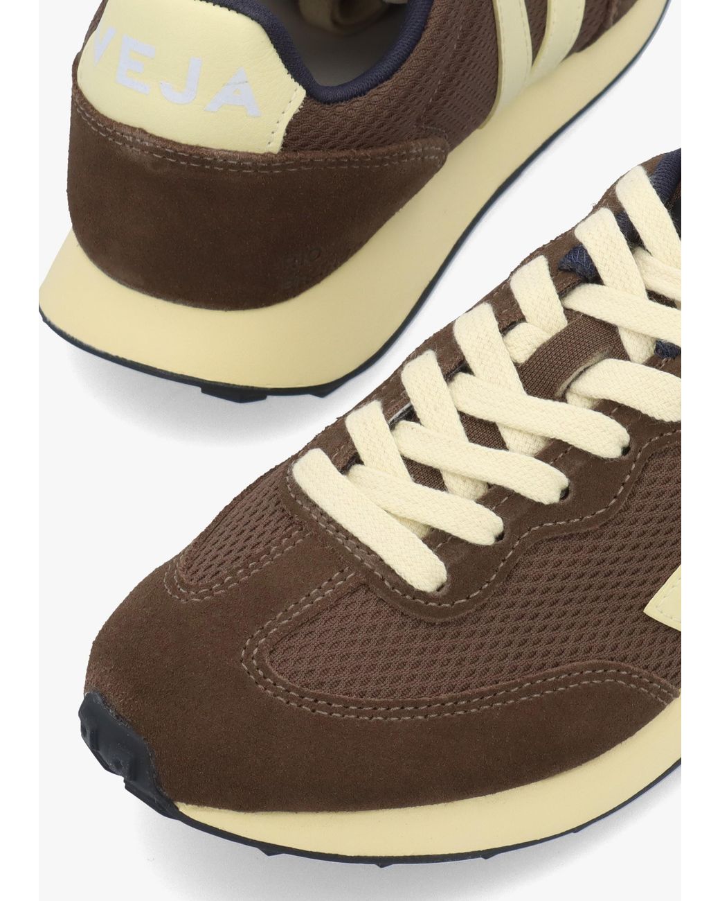 Veja White Rio Branco Ii Alveomesh Eagle Sun Trainers