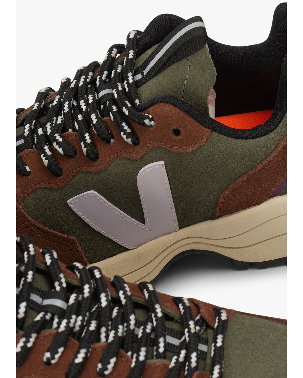 Veja Brown Venturi Vc Suede Trainers