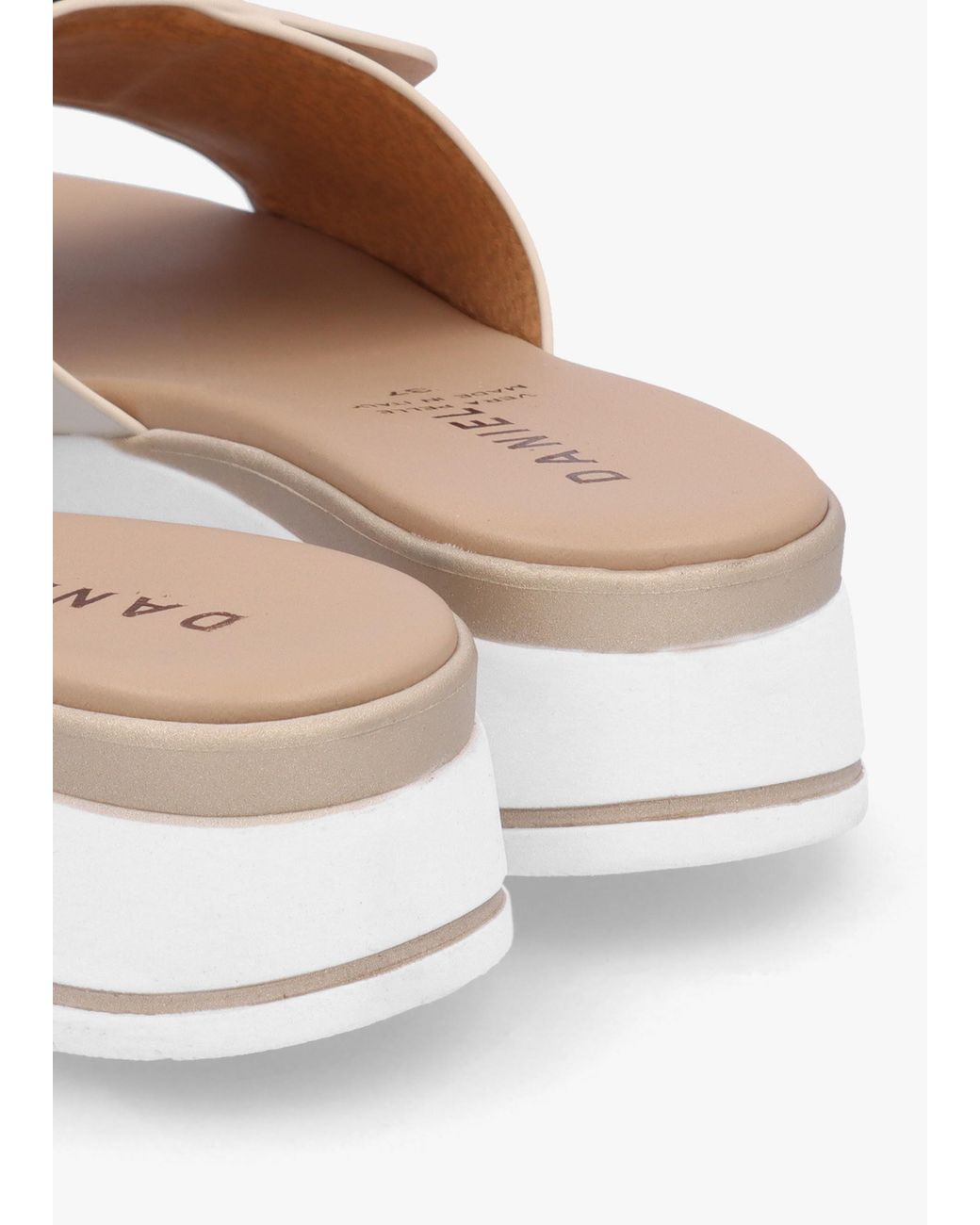 Daniel White Romoon Circle Moon Mules