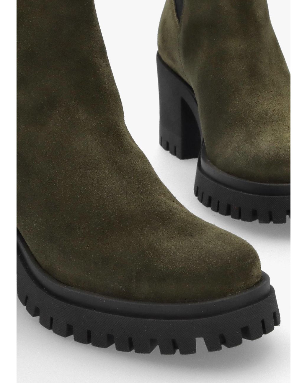 Daniel Green Luxor Block Heel Chelsea Boots