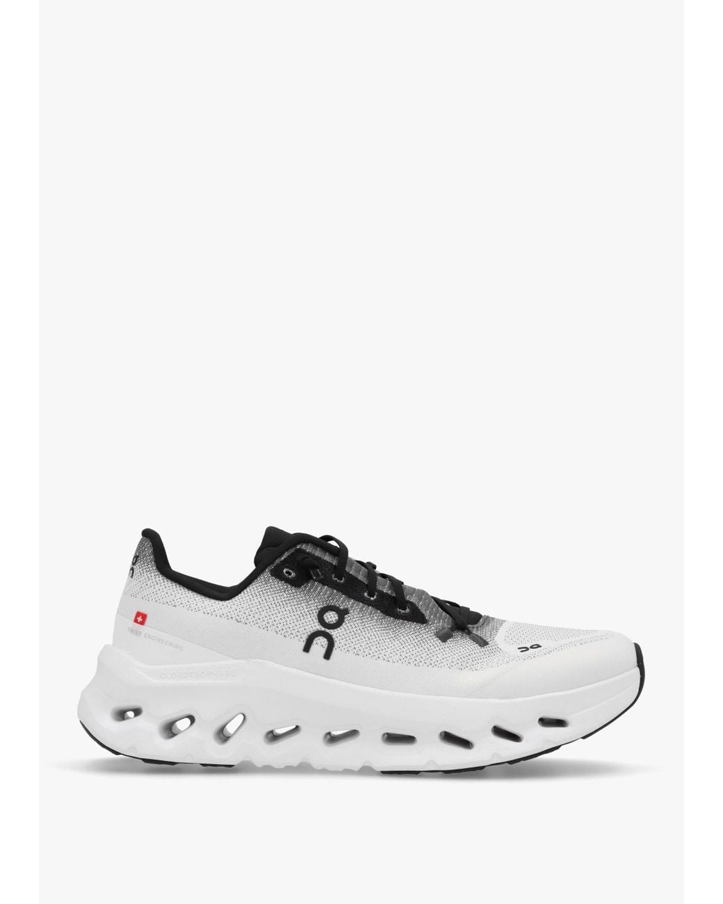 On Shoes Women's Cloudtilt Black Ivory Trainers in White | Lyst