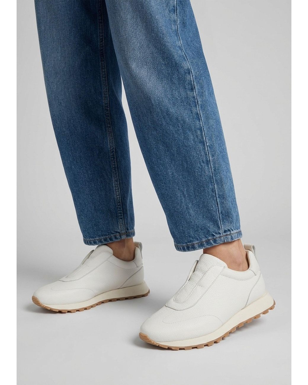 Daniel White Aslip Trainers