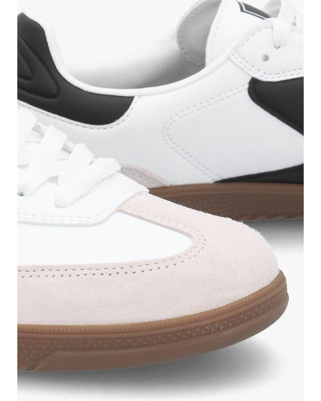 Skechers White Hotshot Kickoff Trainers