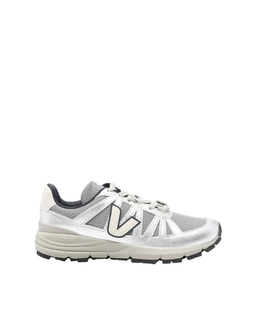 Veja White Logo Pisil Sneakers