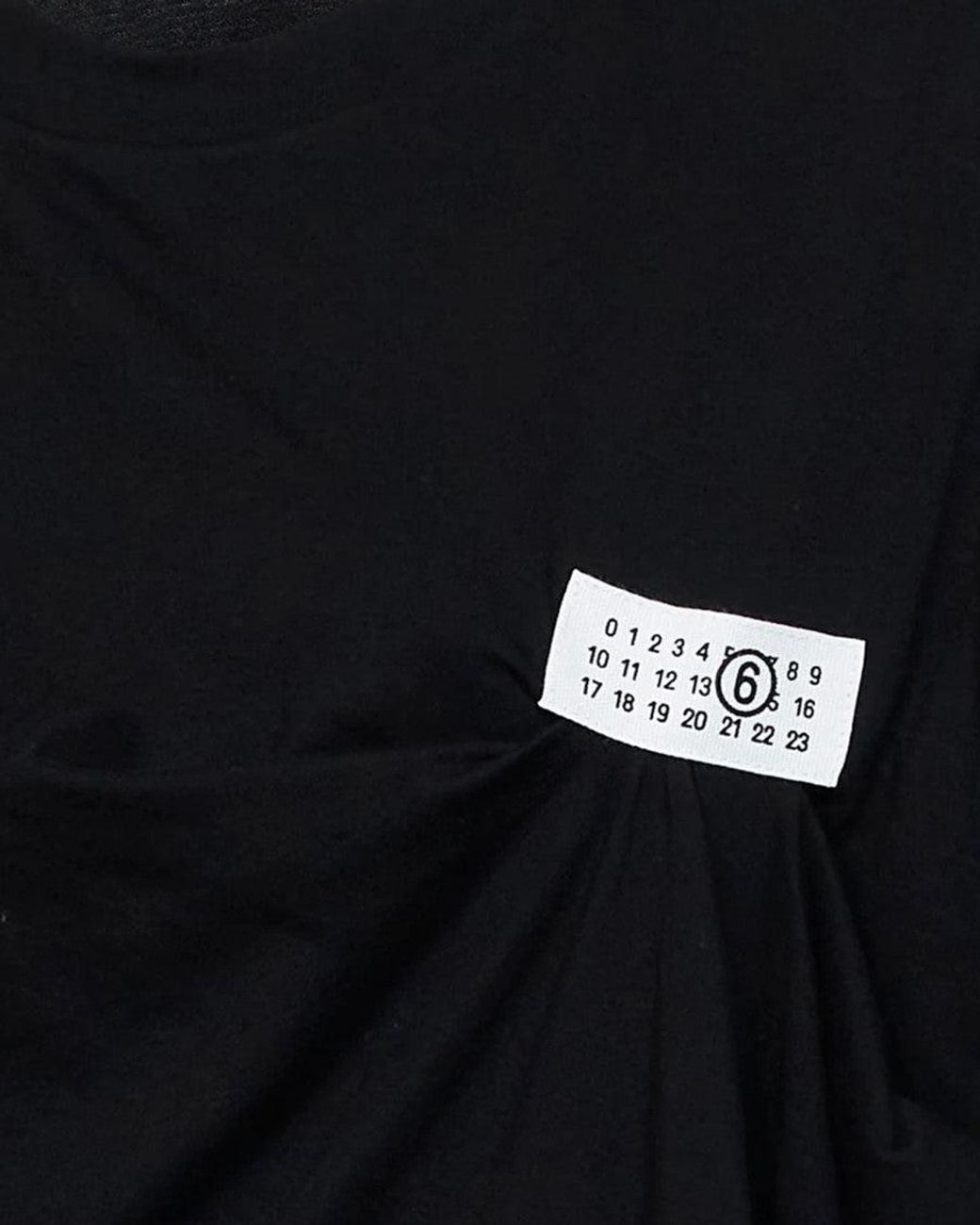 MM6 by Maison Margiela Black Solid Crew Neck T-Shirt