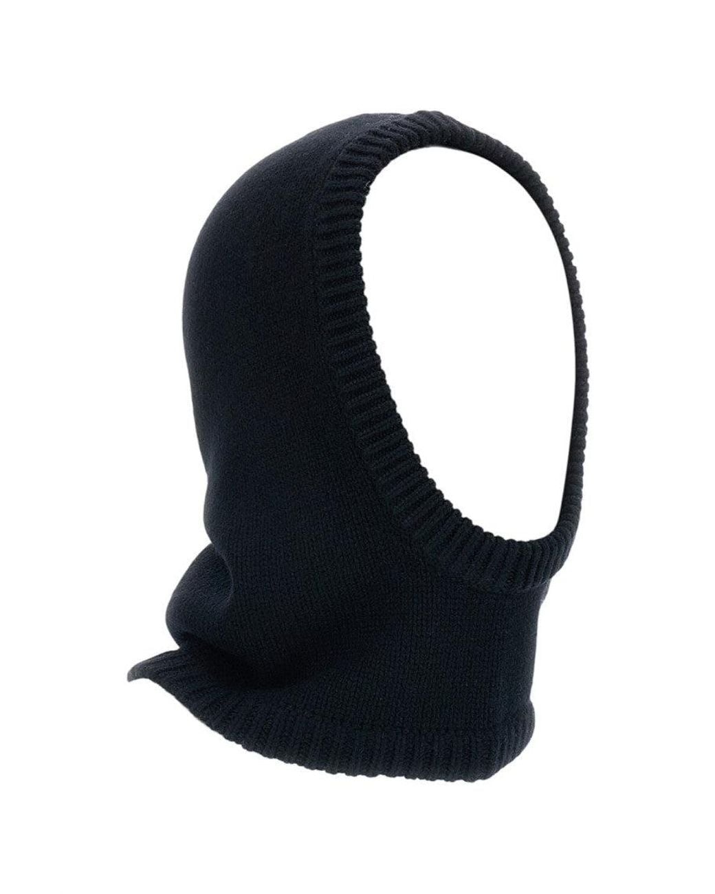 Lisa Yang Black Solid Winter Cap