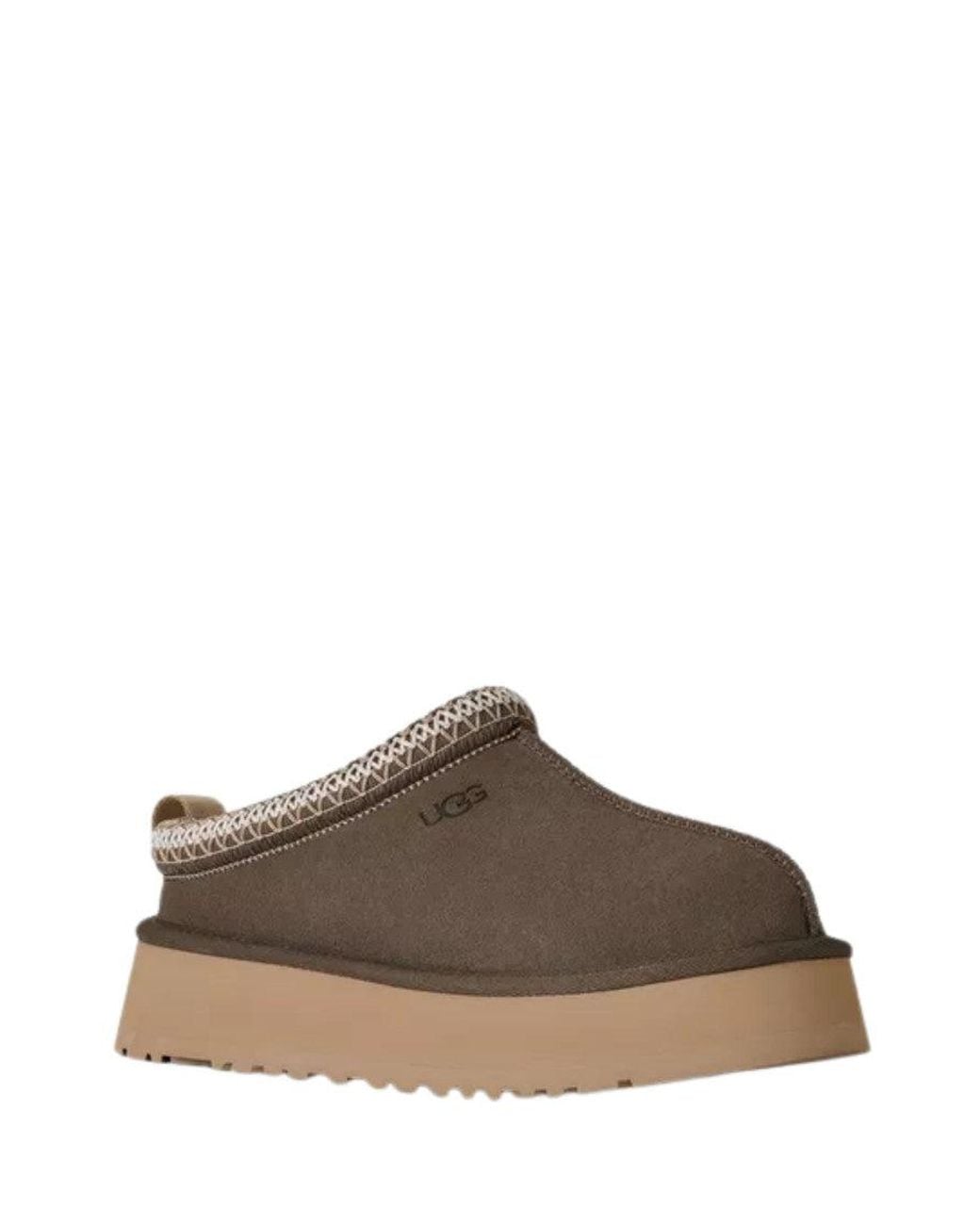 Ugg Brown Stylish Flat Shoes For