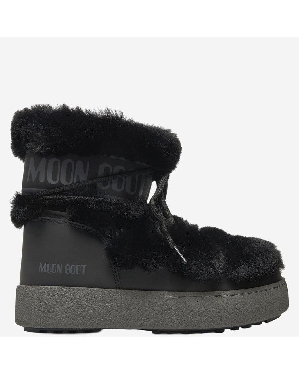 Moon Boot Black Round-Toe Boots