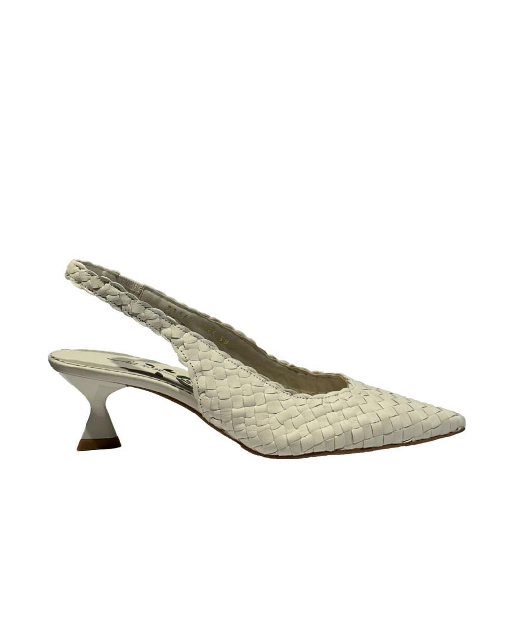 LA ROSE Metallic Slingback Pumps
