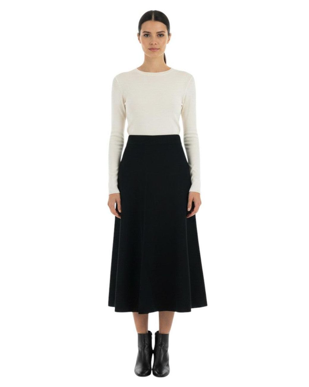 Allude White Solid Calf Length Skirt