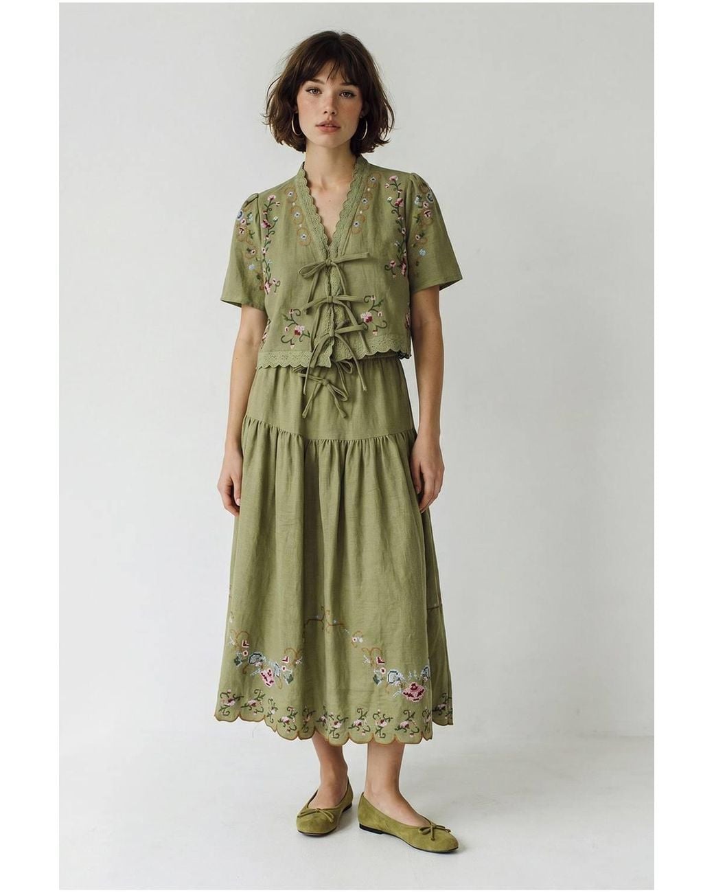 Bianco Lucci Green Embroidered V-Neck Midi Dress