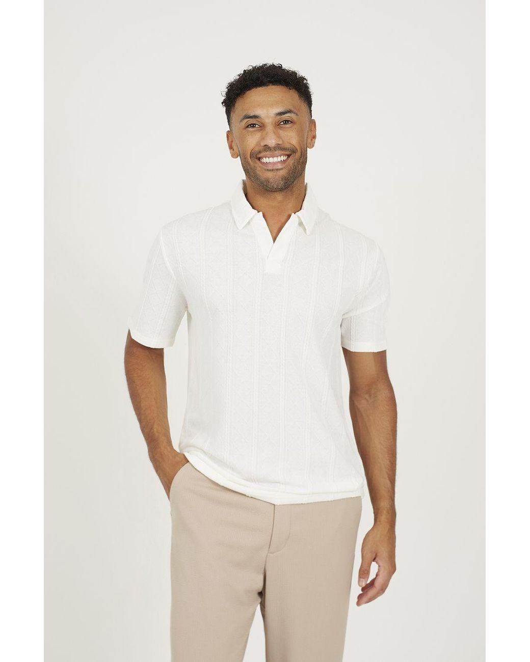 Brave Soul White Jacquard Trophy Neck Polo Shirt for men