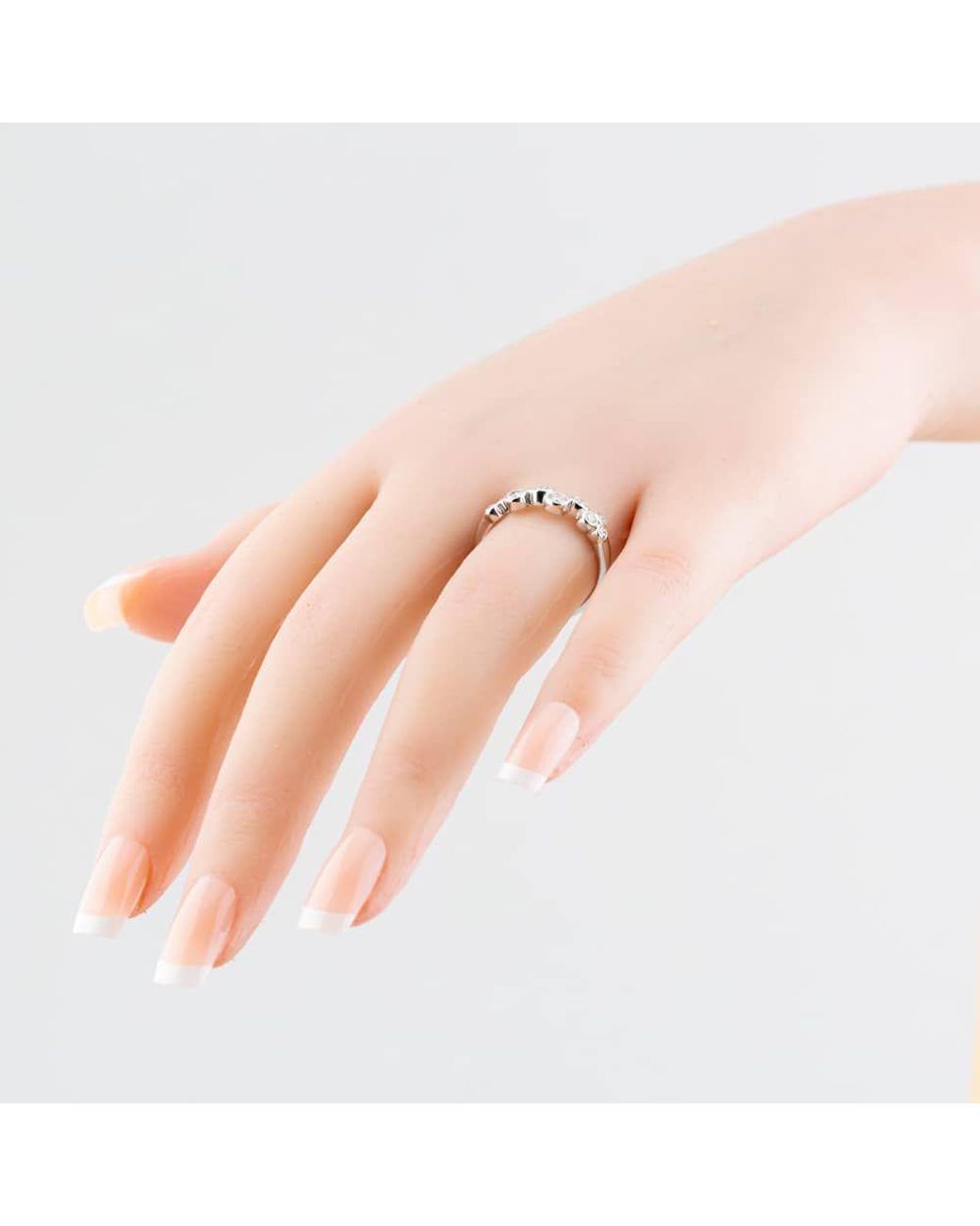 T.H.Baker White 18Ct 0.66Ct Brilliant Cut Diamond Half Eternity Ring R24183Gw18Dd