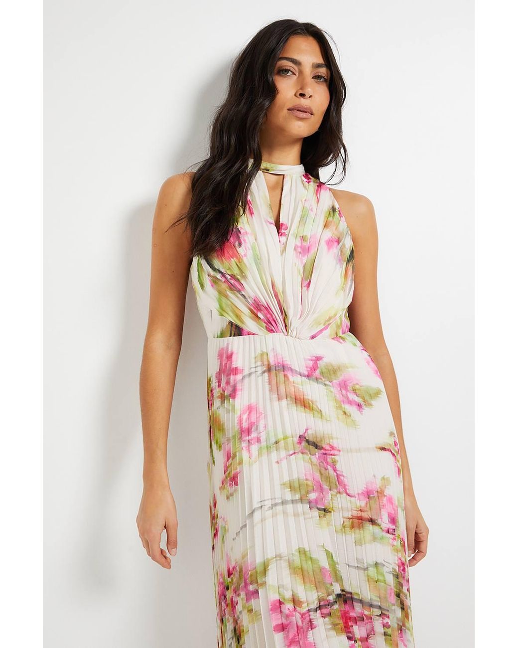 Wallis White Floral Print Pleated Maxi Dress