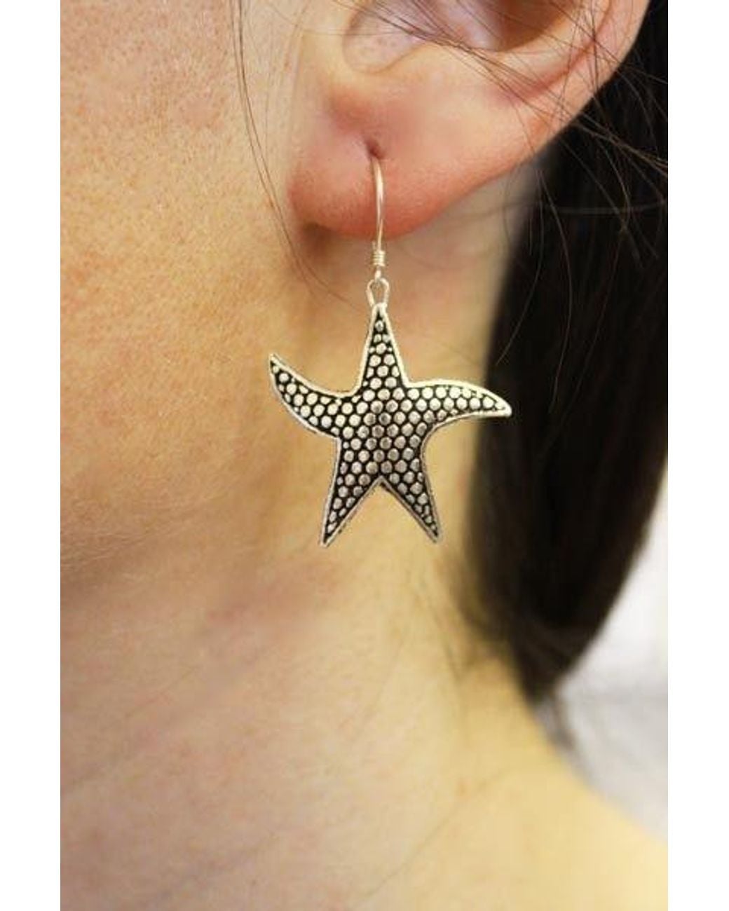 KDMD White Earrings