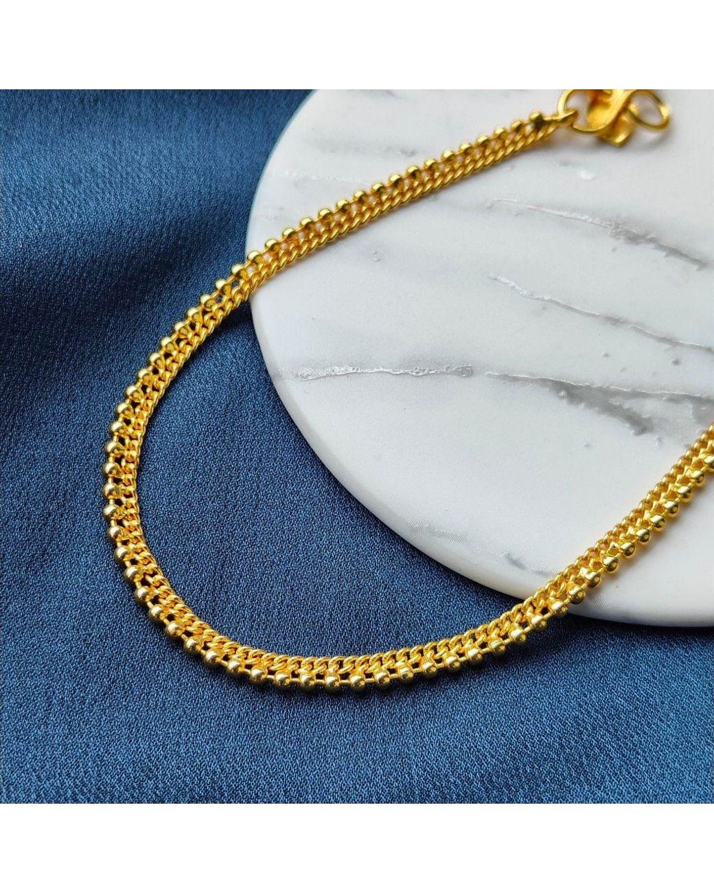 The Colourful Aura Metallic Slim Golden Brass Cuban Braided Chain Minimalist Slim Foot Payal Anklet