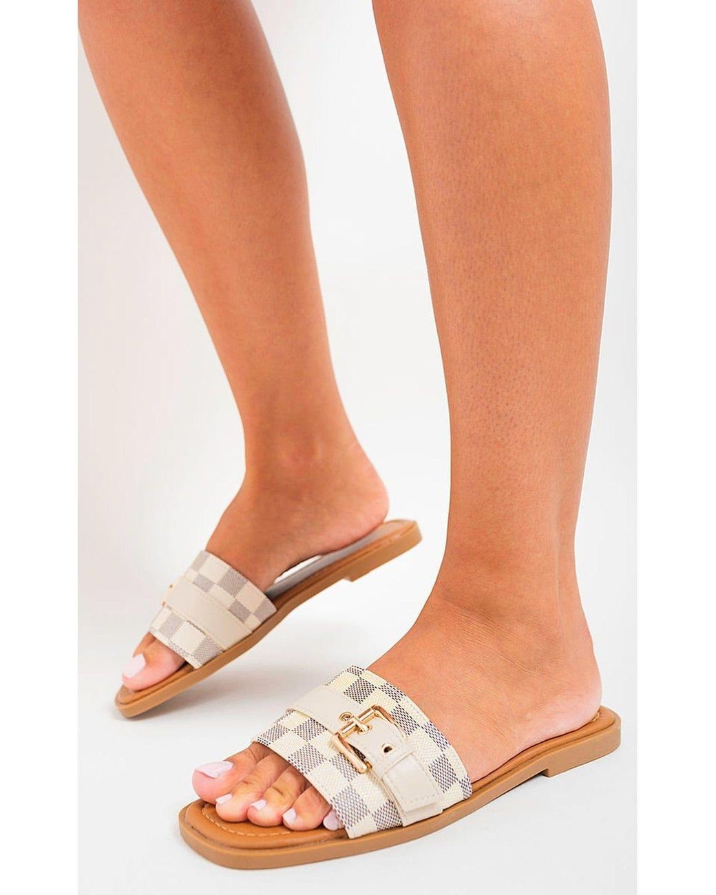 IKRUSH White Ariah Open Toe Flat Sandals With Buckle Fastening