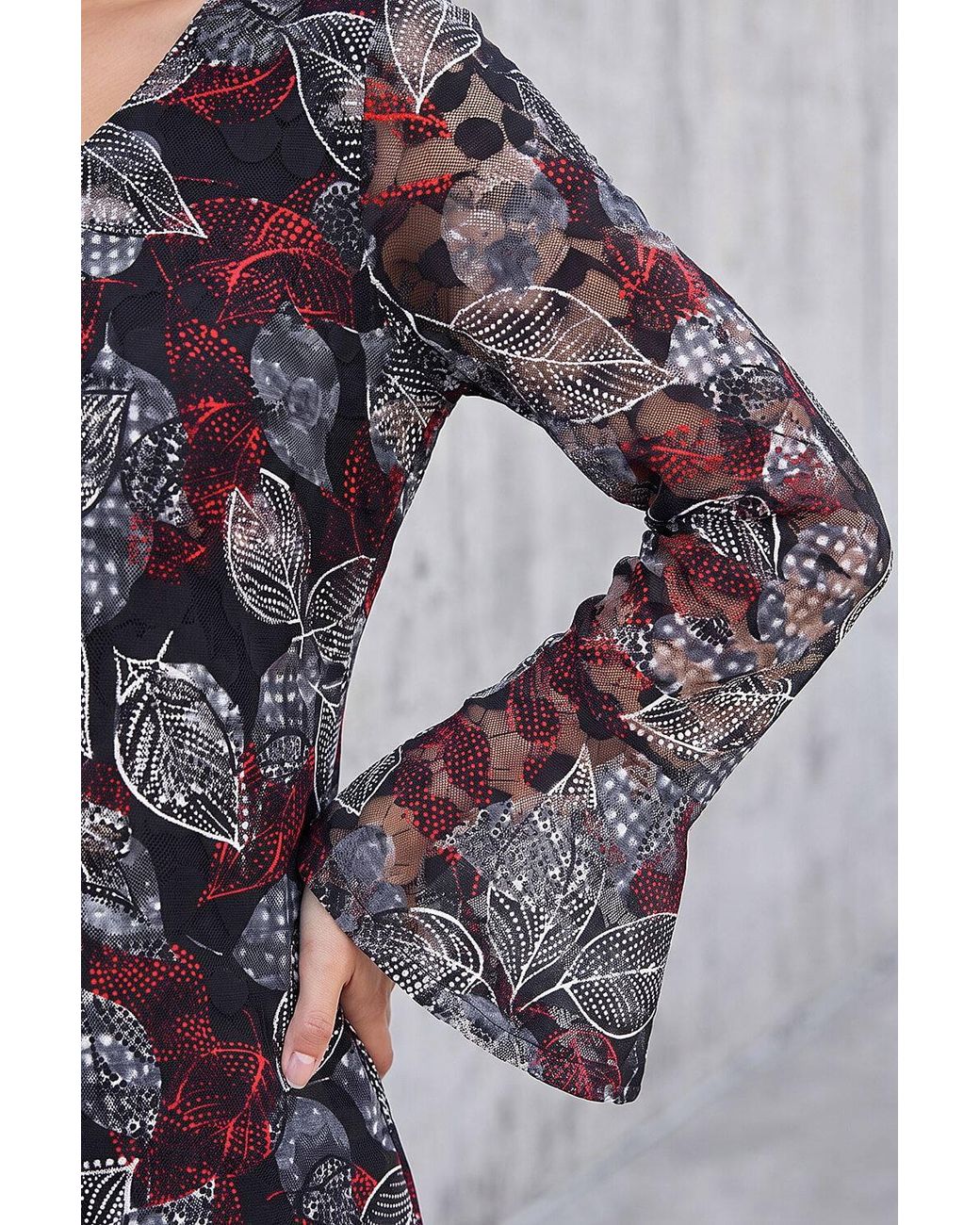Roman Black Leaf Printed Lace V-Neck Top