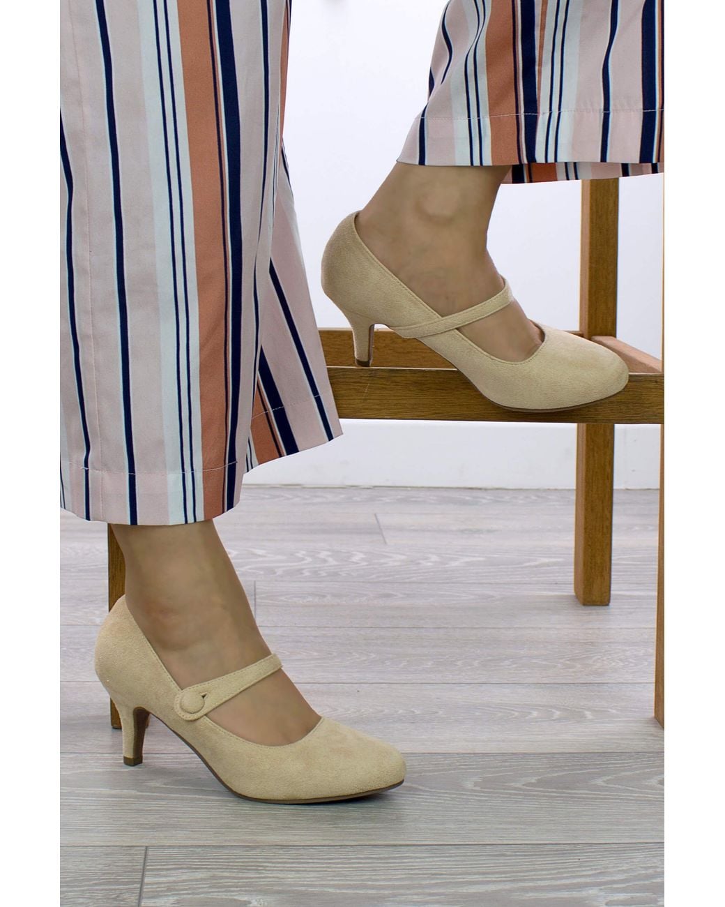 AJVANI Gray Mid Heel Elastic Strap Mary Jane Court Shoes