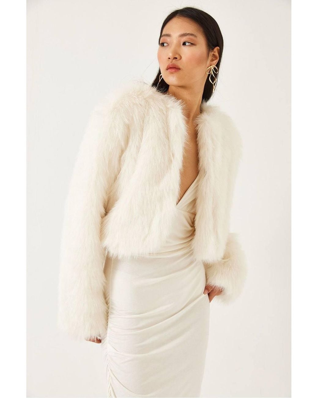 Bianco Lucci Natural Boxy Crop Faux Fur Coat