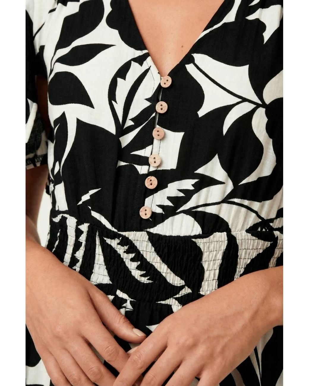 Style Cheat Black Mono Floral Midi Dress