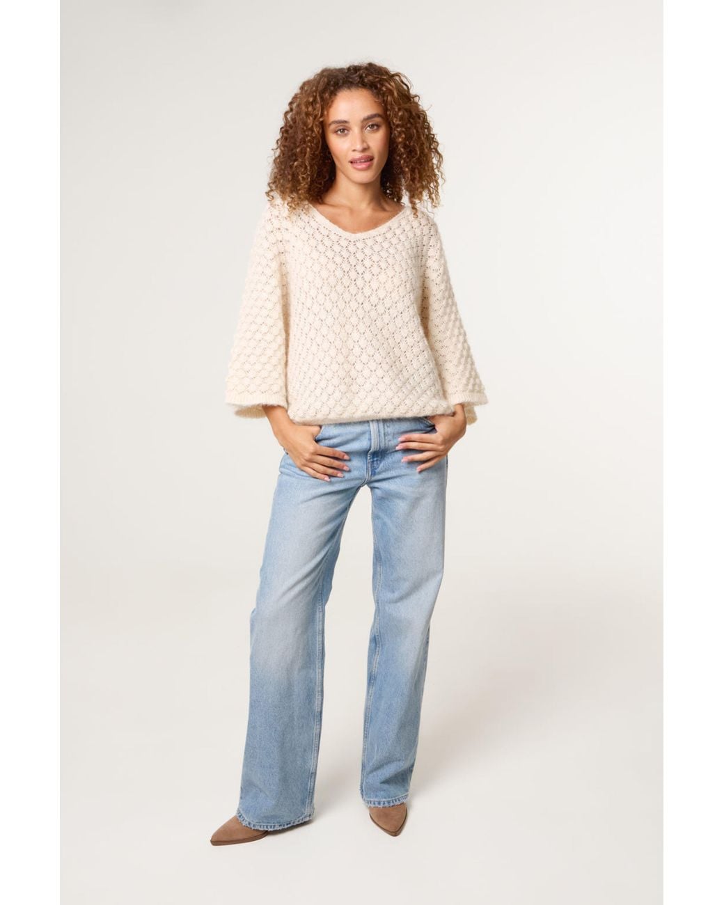 Blue Vanilla White Three Quarter Sleeve Round Neck Jumper