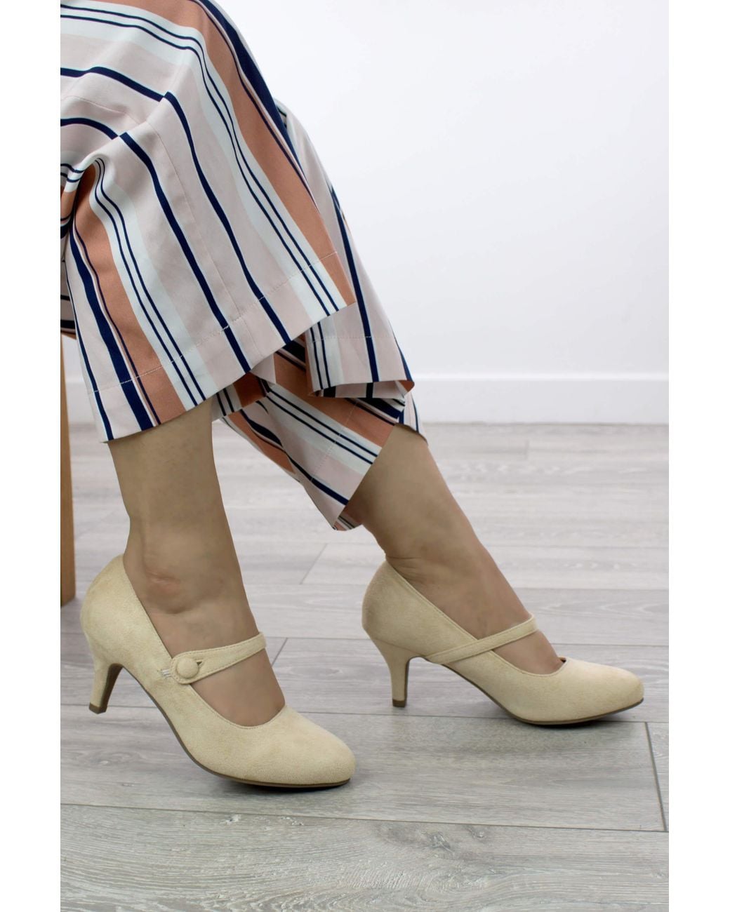 AJVANI Gray Mid Heel Elastic Strap Mary Jane Court Shoes