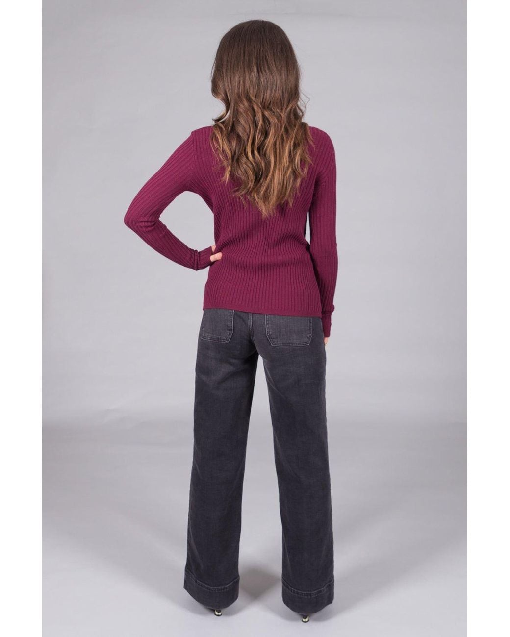 Solo Purple Ribbed V-Neck Jumper