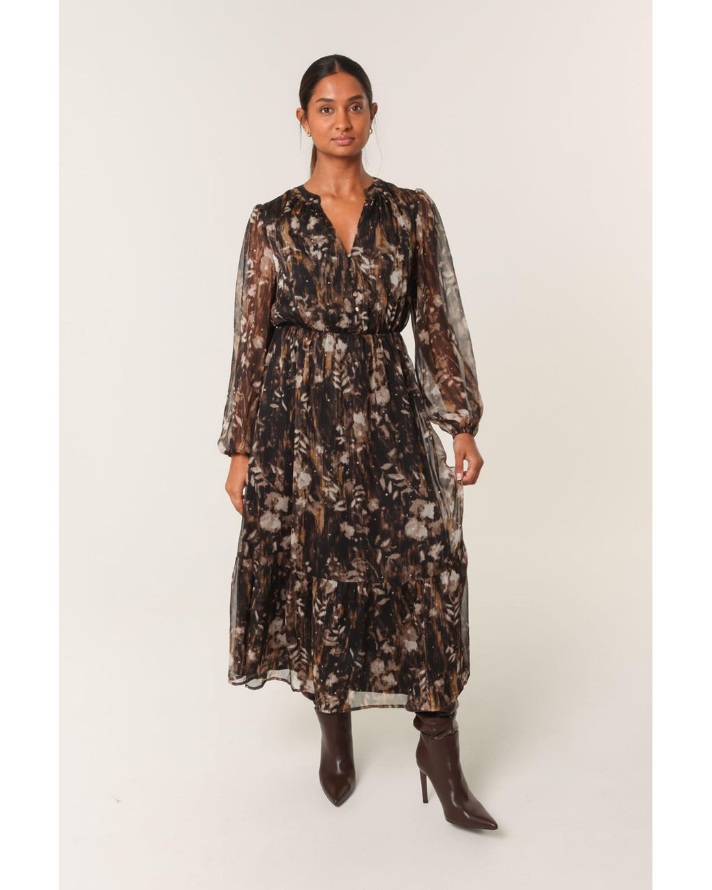 Blue Vanilla Black Long Sleeve V-Neck Midi Dress