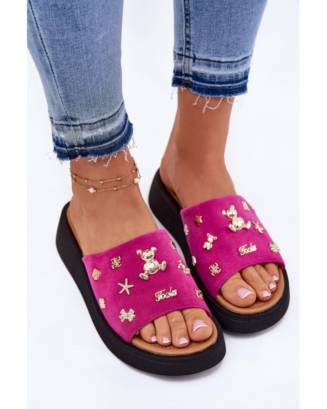 Love Lace Pink Vinceza Suede Platform Sandals With Jeweled Strap Detail