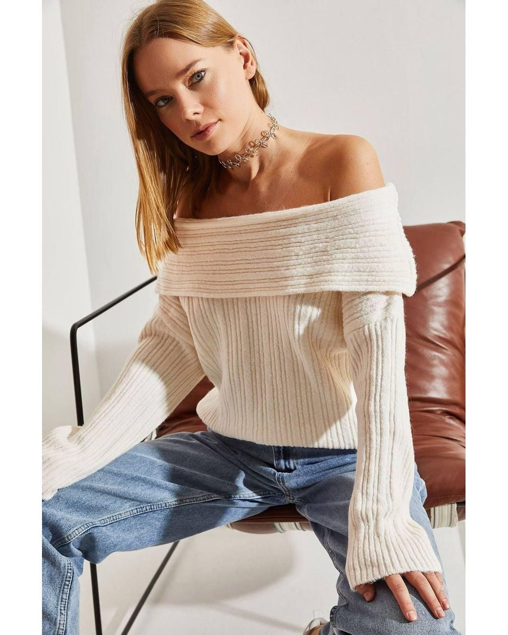 Bianco Lucci Natural Off Shoulder Ribbed Knit Sweater