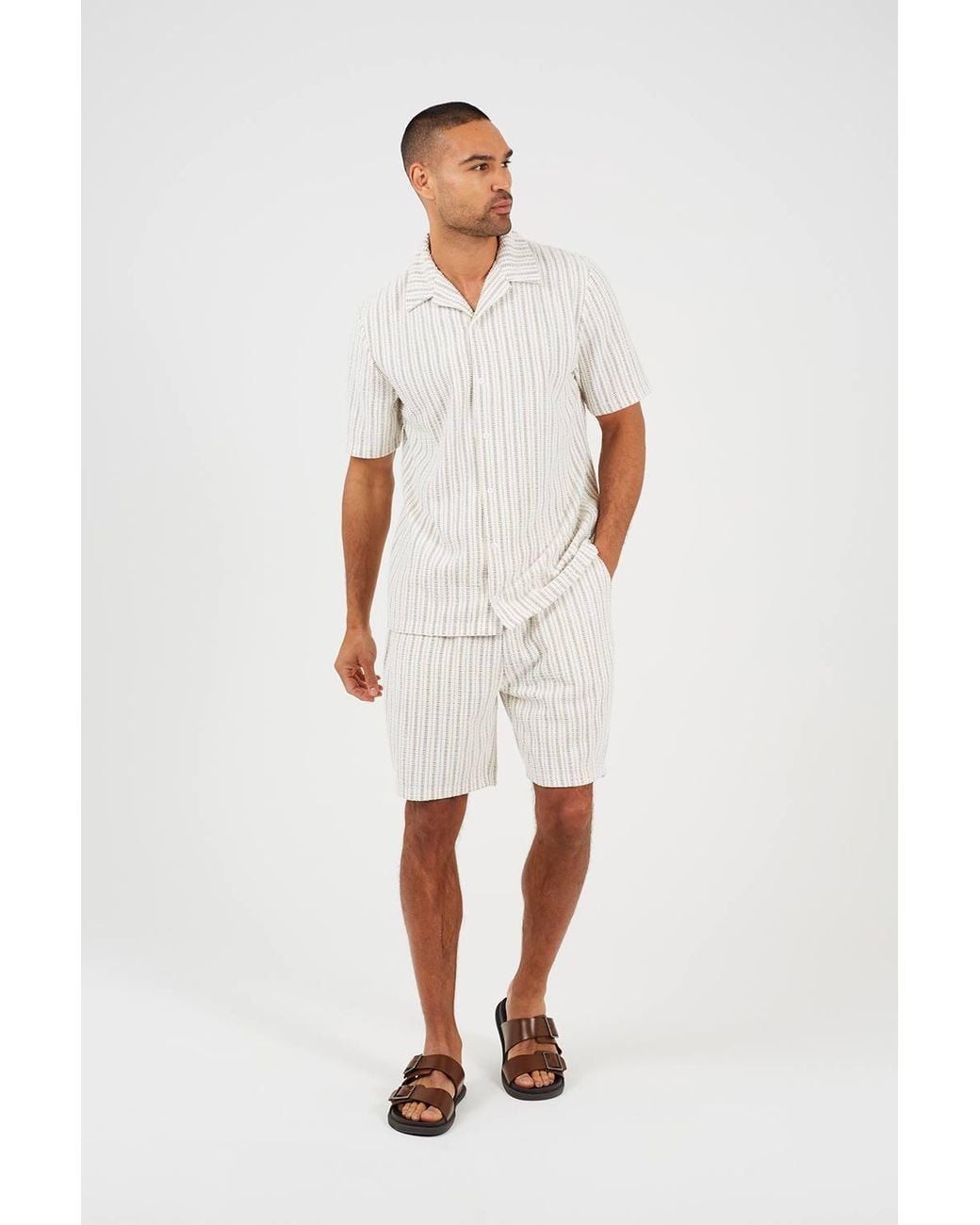 Brave Soul White Regular Fit Striped Revere Collar Shirt for men