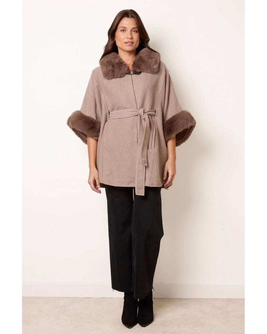 Blue Vanilla Natural Short Sleeve Collar Poncho