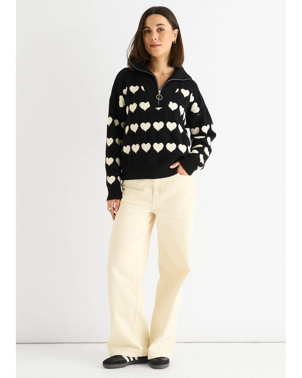 Gini London Black Heart Zip Up Loose Fit Knit Jumper