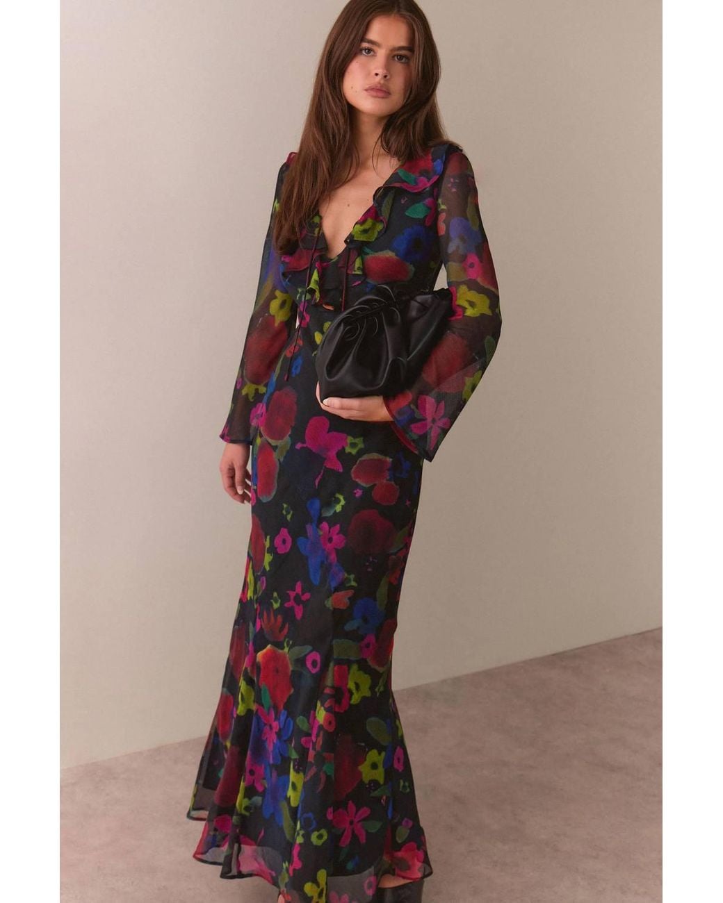 Warehouse Brown Petite Premium Dispersed Floral Maxi Dress