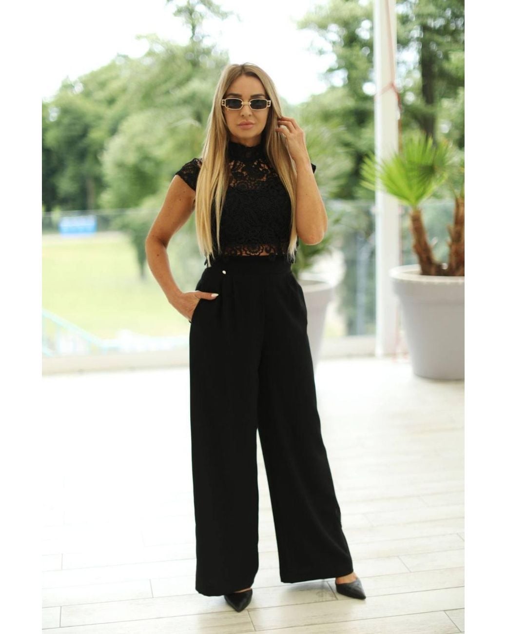Love Lace Green Lace Collared Sleeveless Corset Top