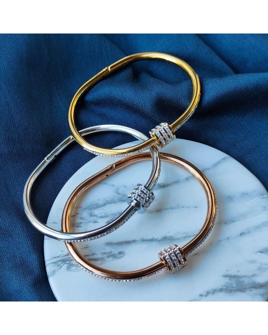 The Colourful Aura Natural Stainless Steel Zircon Ball Crystal Round Fashion Open Bangle Bracelet