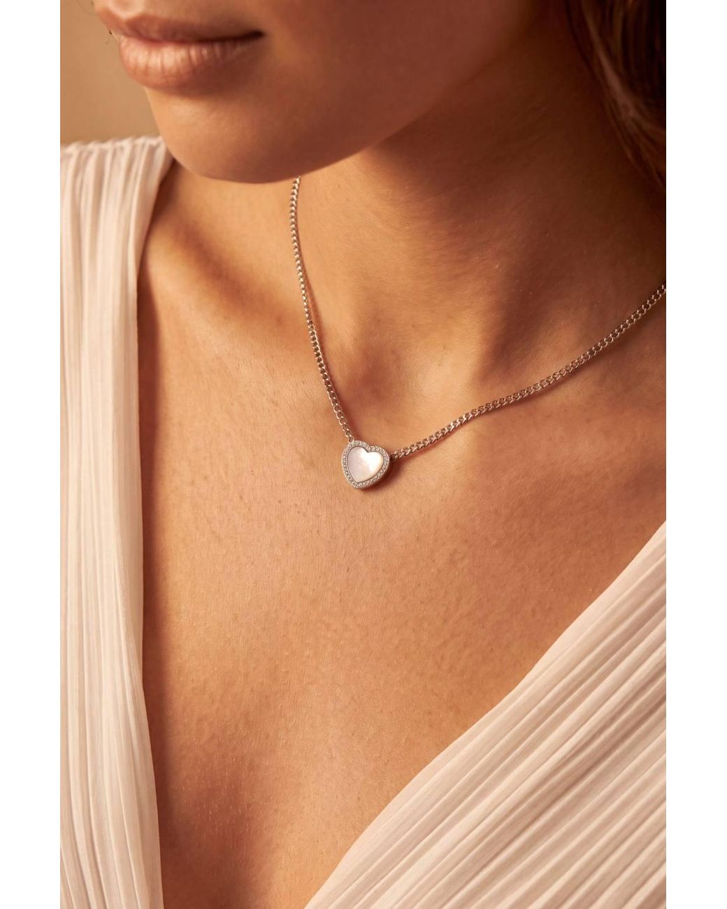 Latelita London White Heart Mother Of Pearl Necklace