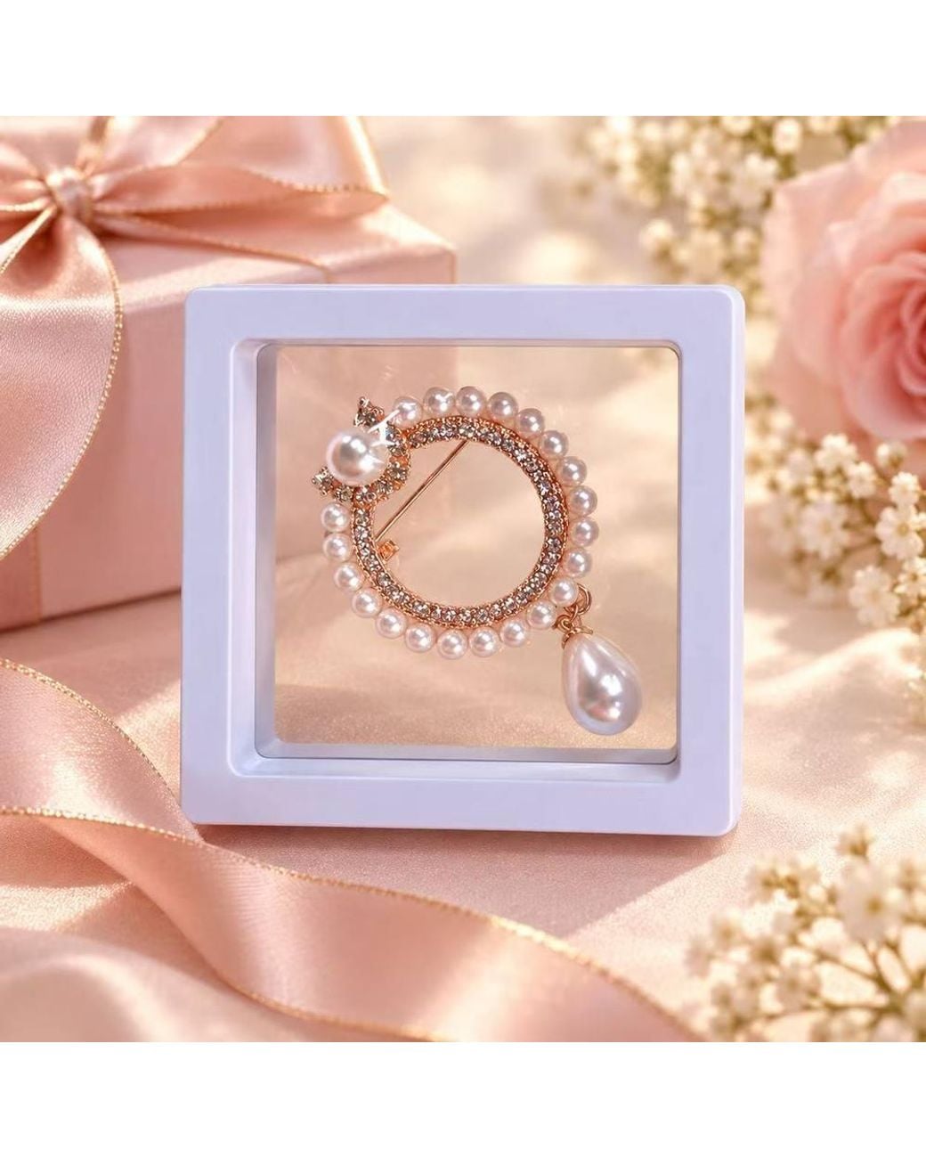 BluCore White Pearl Circle Brooch