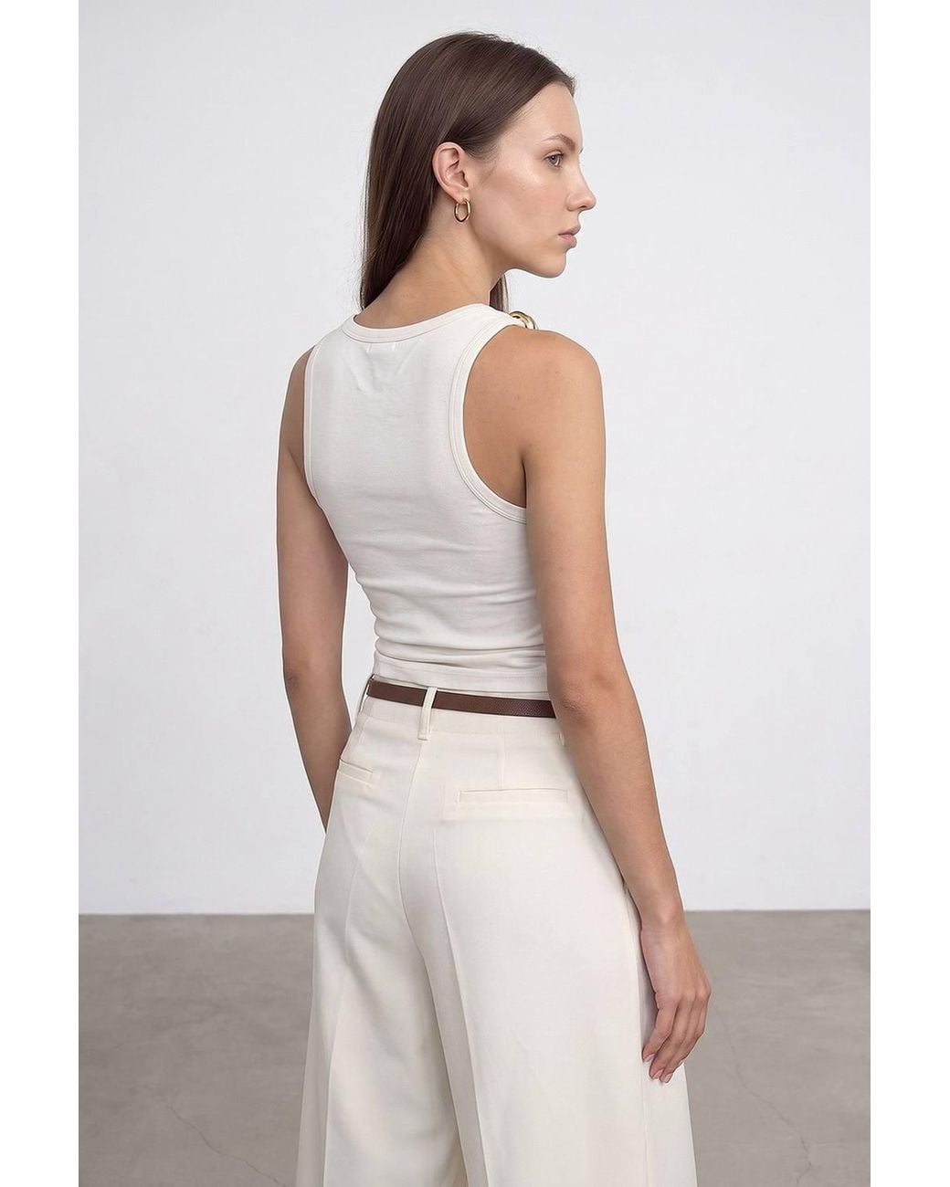 Dilvin Black Sleeveless Slim-Fit Cami Blouse