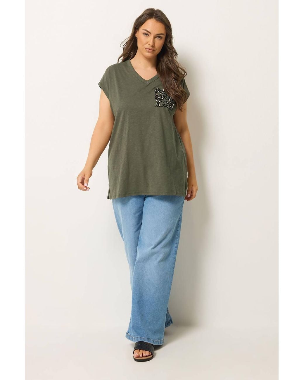 Yours Green Animal Stud Pocket T-Shirt