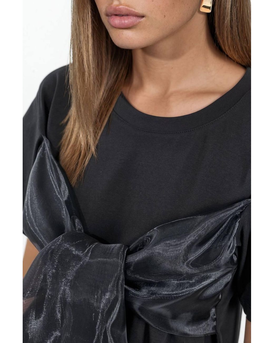 Msn-Collection Black Cotton T-Shirt With Large Bow Detail