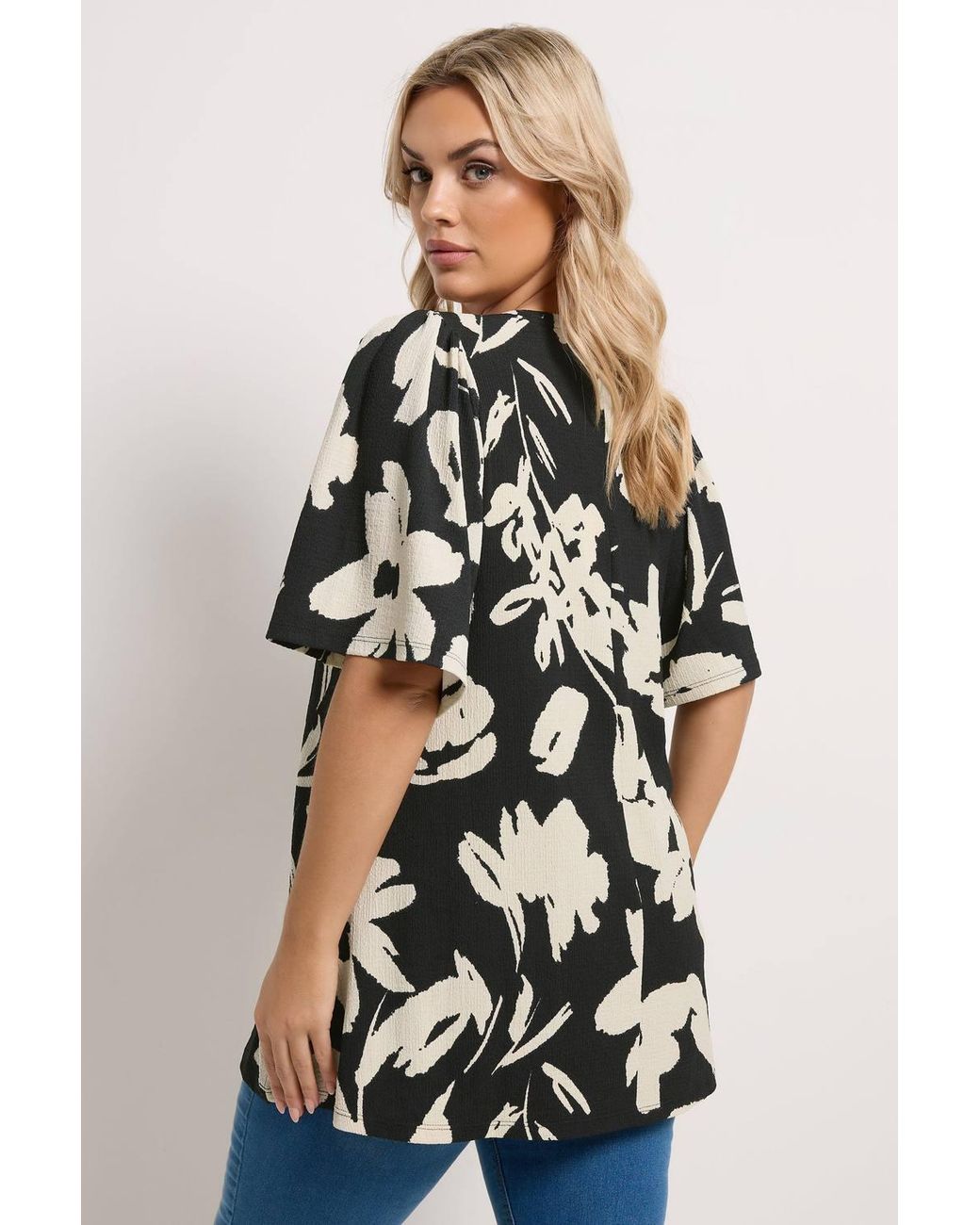 Yours Black Abstract Textured Pleat Front Top