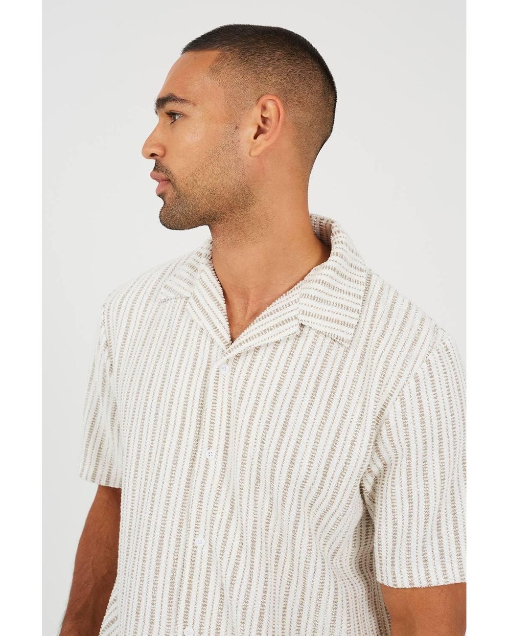 Brave Soul White Regular Fit Striped Revere Collar Shirt for men