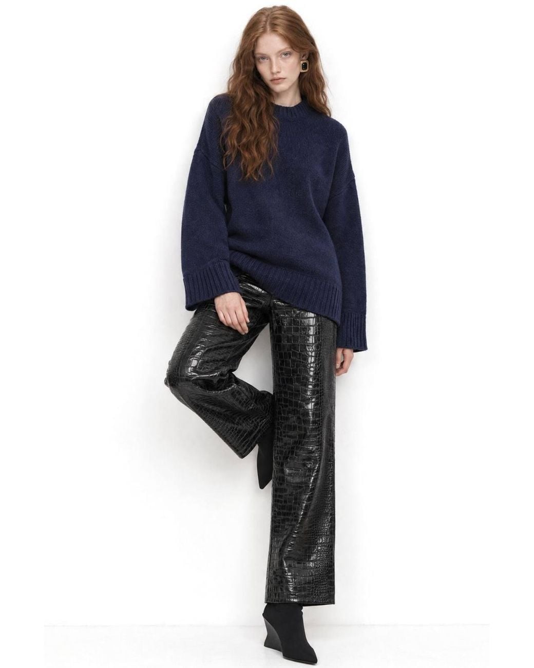 MixRay Blue Oversized Ribbed Knit Sweater With Crew Neck