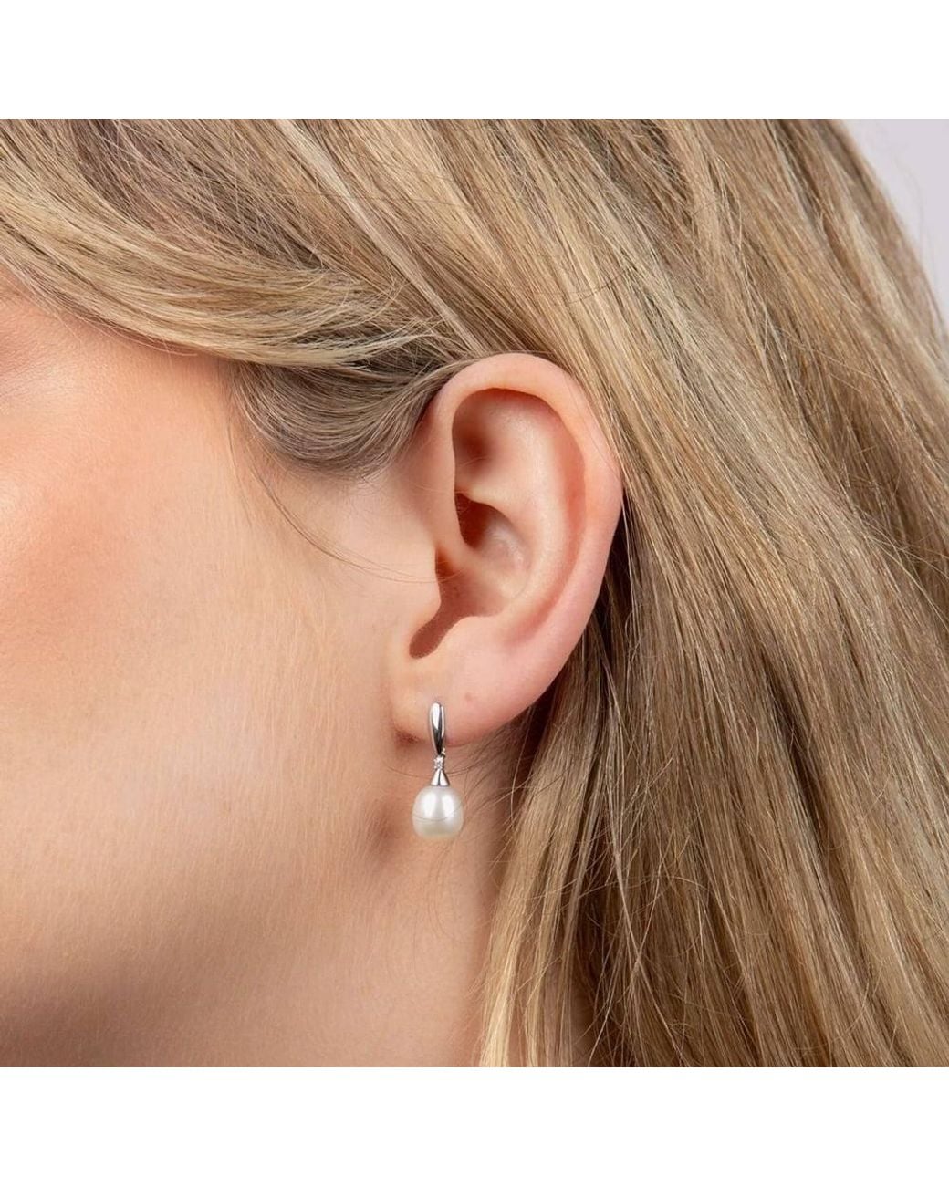 T.H.Baker White 9Ct Diamond Freshwater Pearl Dropper Earrings Ge2075W