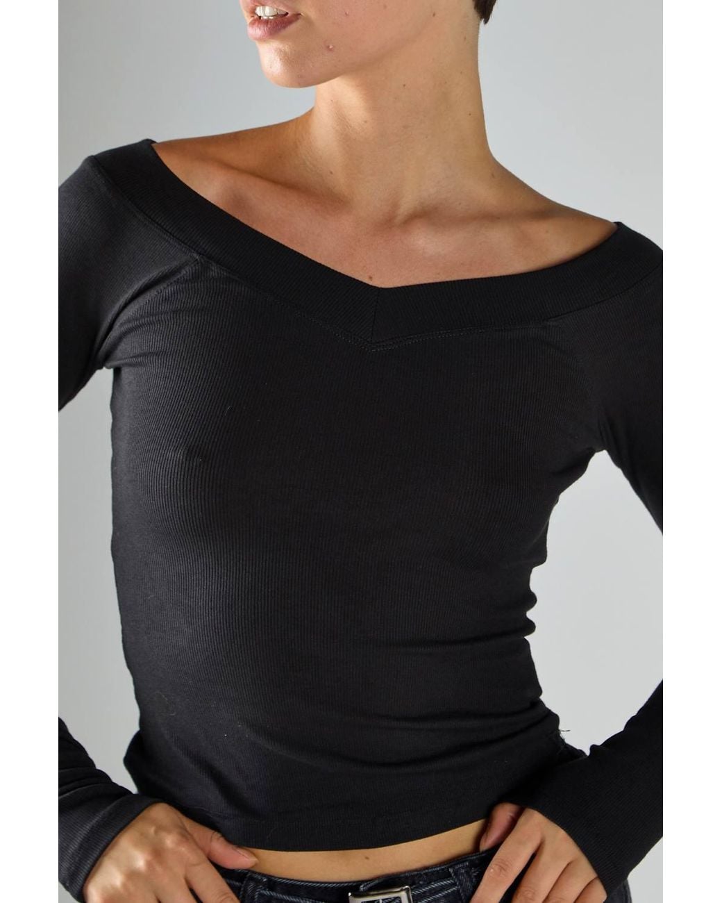 Shnoo Black V-Neck Long Sleeve Top